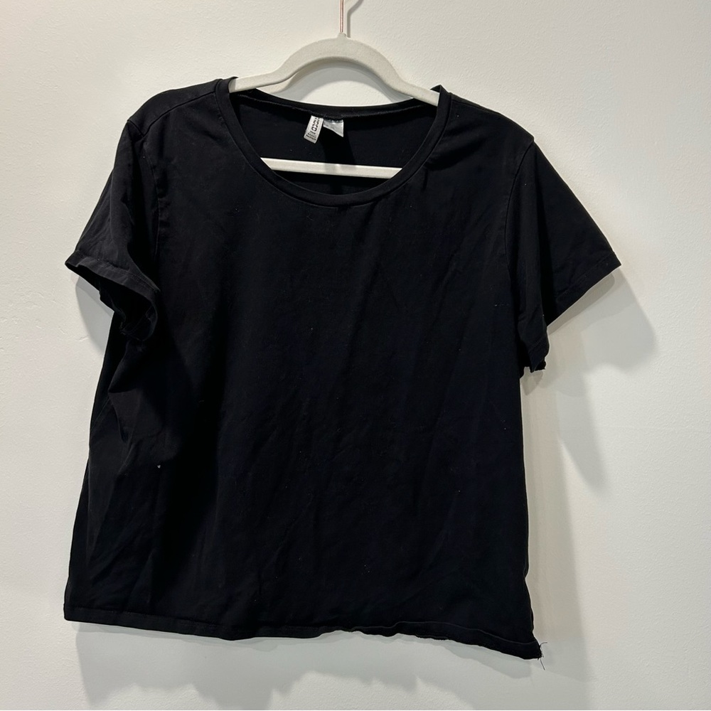 Boxy Black Crop Top